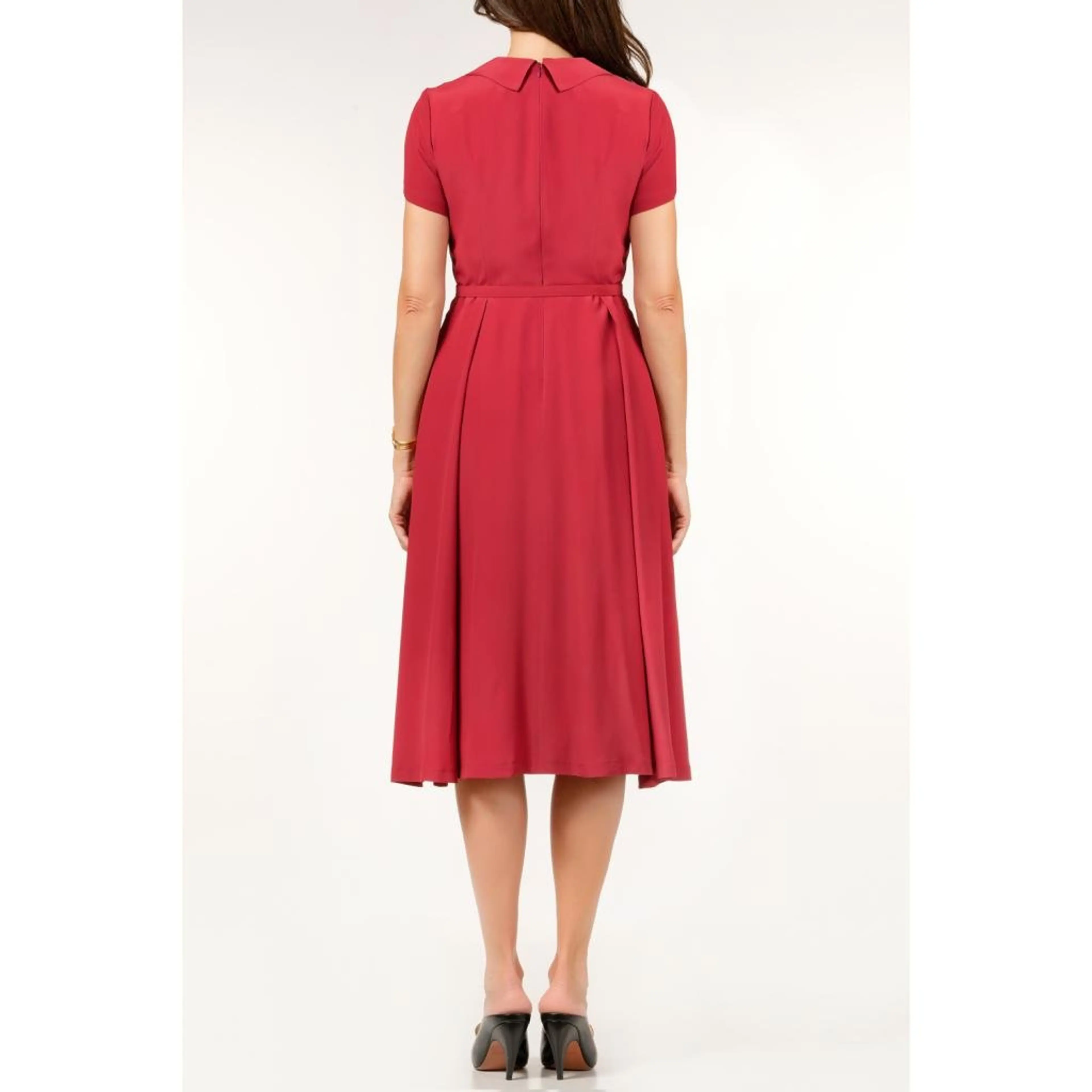 Рокля коприна цвят бордо, разкроена