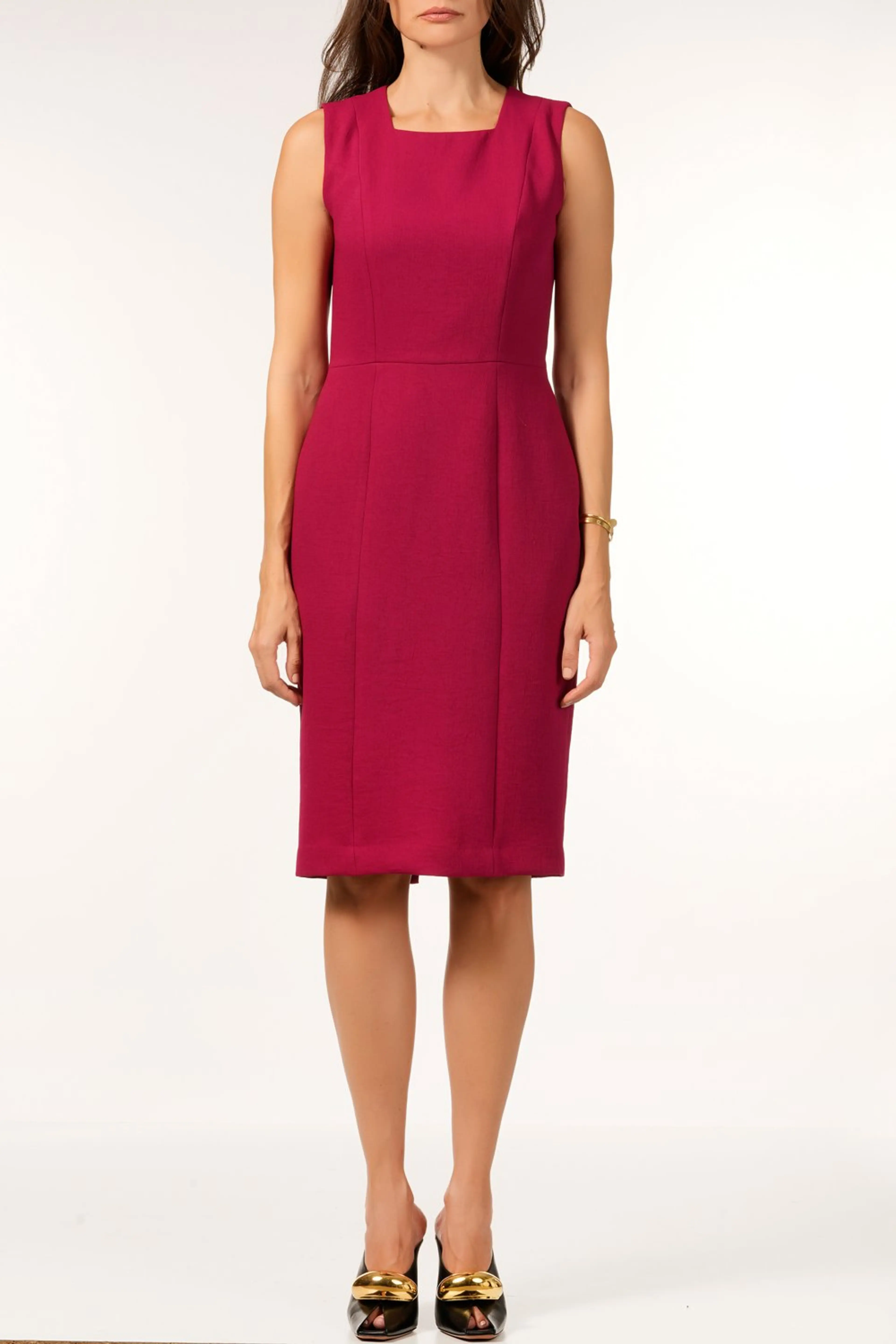 Рокля малинова