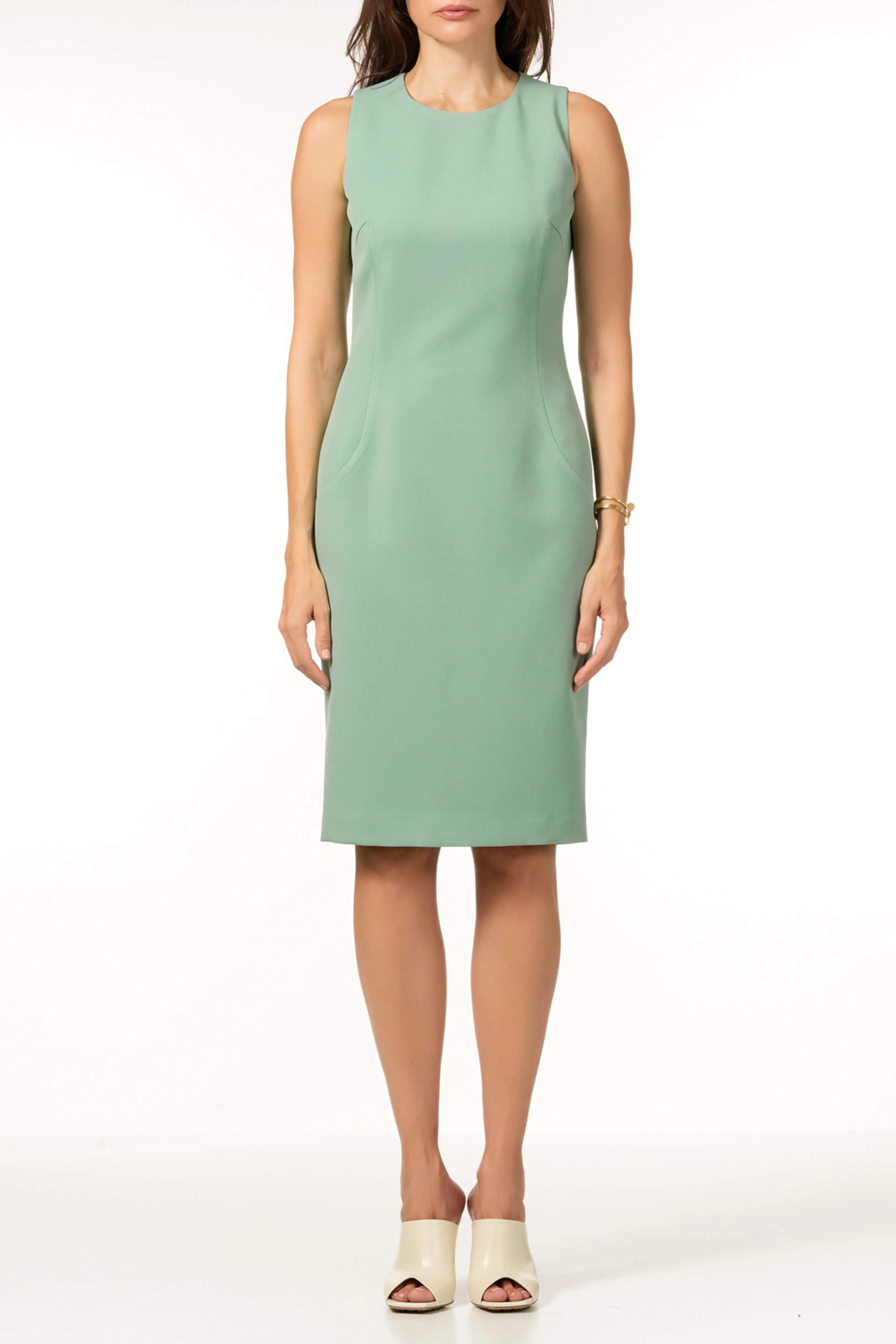 Рокля резеда