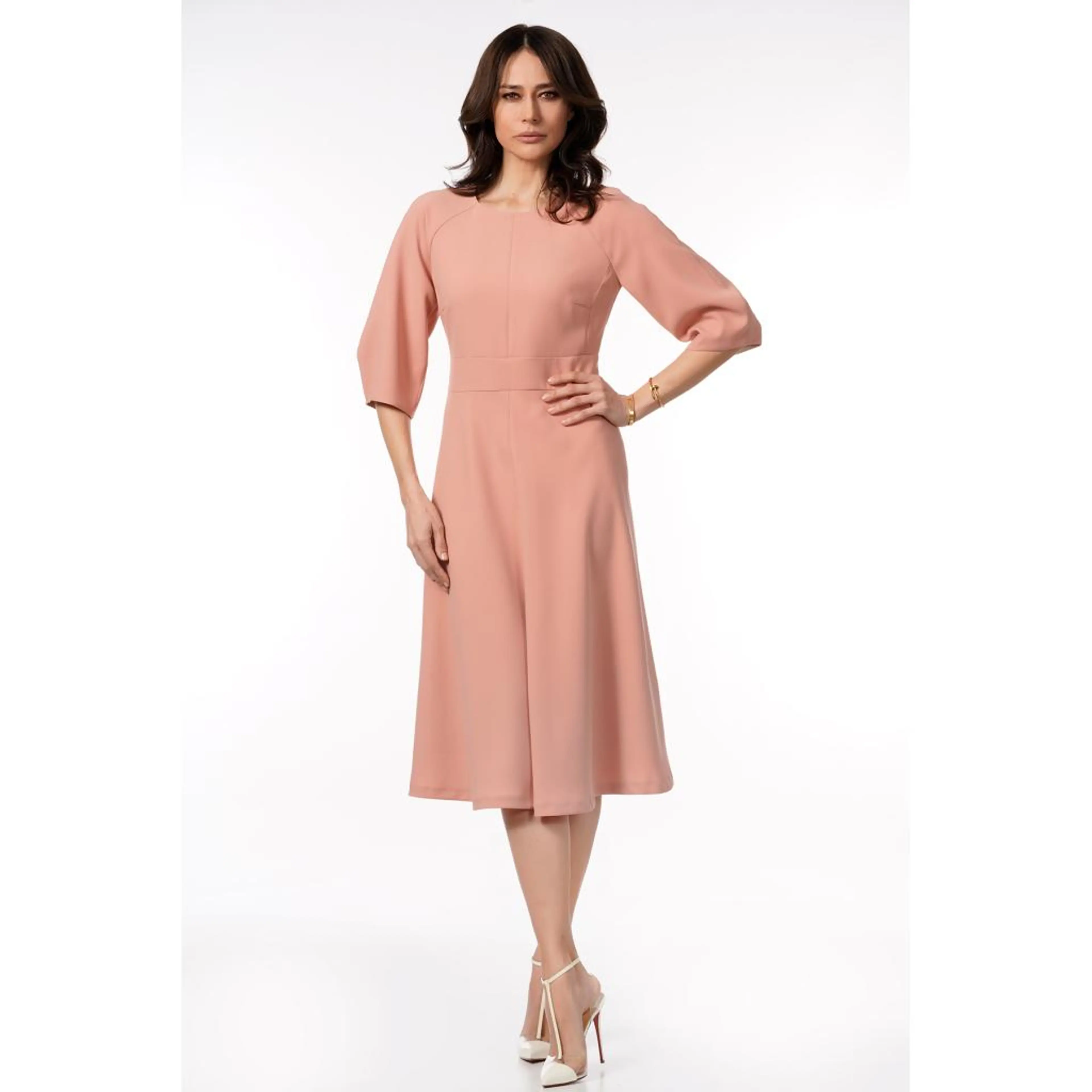 Рокля розова, разкроена